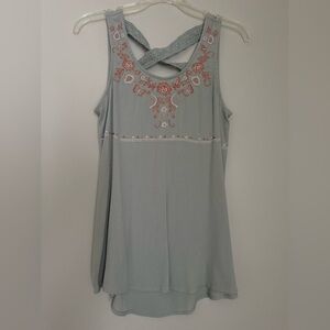 Knox Rose Embroidered Sleeveless top